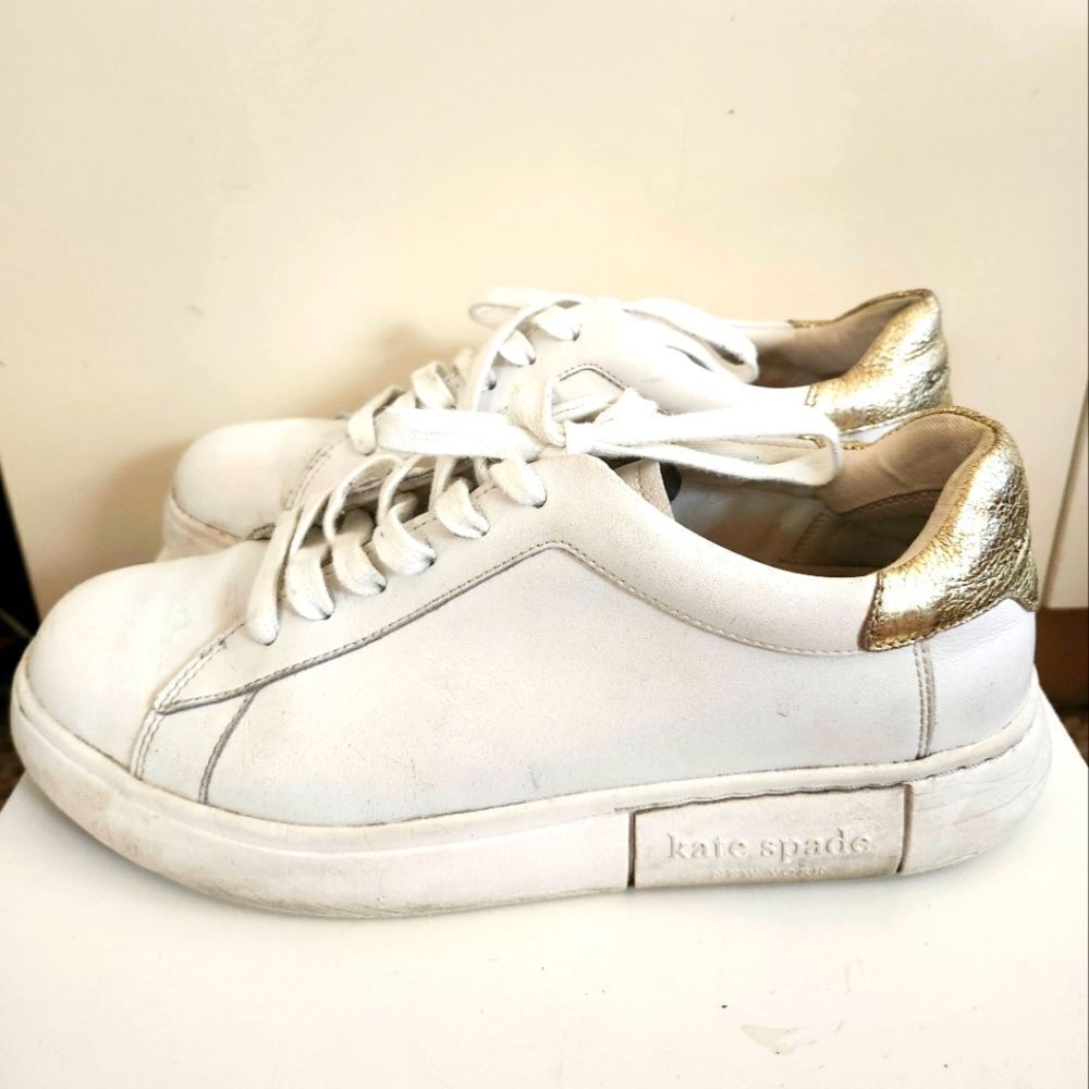 Kate Spade New York "Lift" White Leather/Gold Trim Lace-up Sneakers Sz.9.5 $138